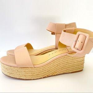 Sole Society Flatform